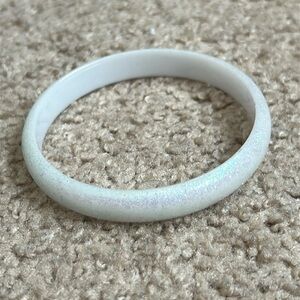 Women’s vintage dainty white glittery bangle bracelet‎ one size